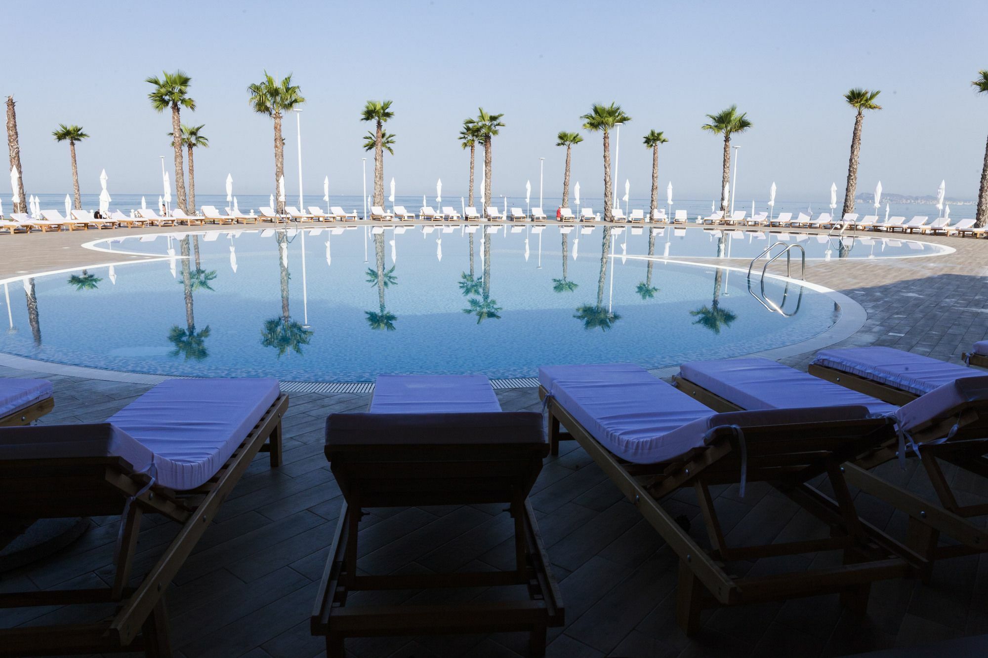 Prestige Resort Golem  Dış mekan fotoğraf