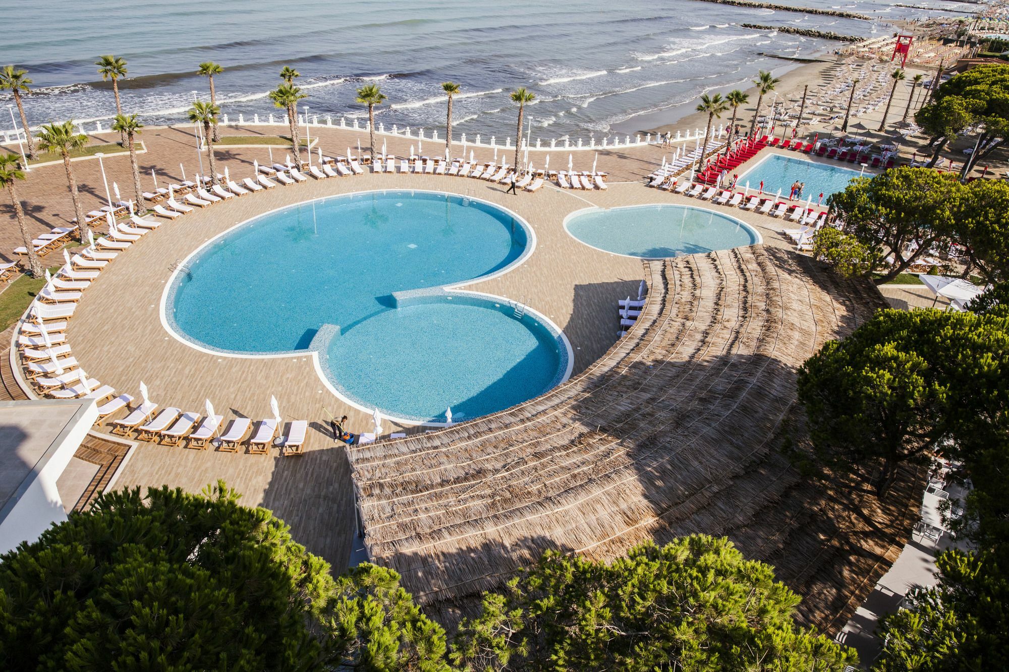 Prestige Resort Golem  Dış mekan fotoğraf